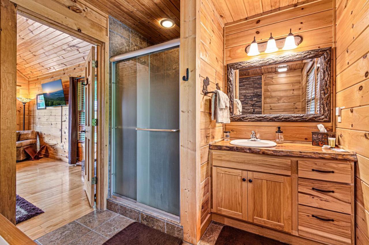 Incredible Views! - Pet Friendly - Aska Adventure Area - Bearfoot Bungalow Blue Ridge Exterior photo