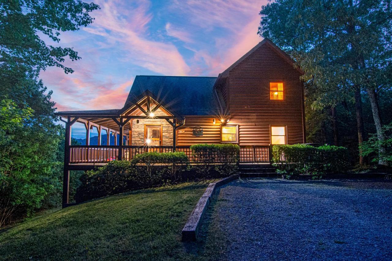 Incredible Views! - Pet Friendly - Aska Adventure Area - Bearfoot Bungalow Blue Ridge Exterior photo